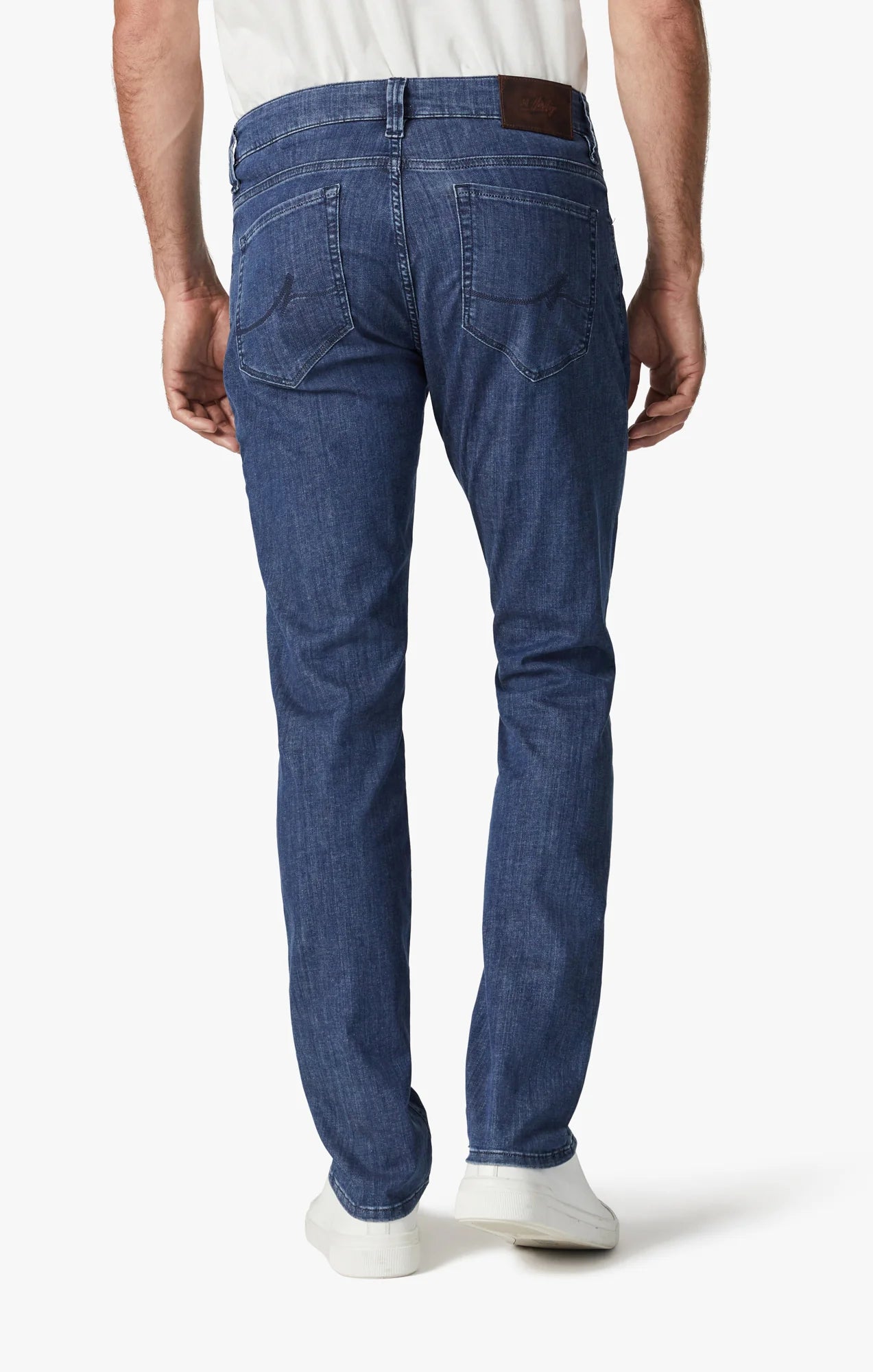 34 HERITAGE Courage Straight Leg Jeans In Mid Kona